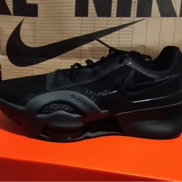 nike air zoom superrep triple black